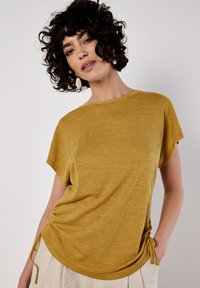 Футболка Футболка