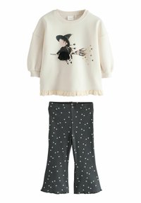 Леггинсы Леггинсы