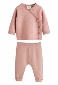 Вязаная кофта Вязаная кофта