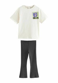 Леггинсы Леггинсы