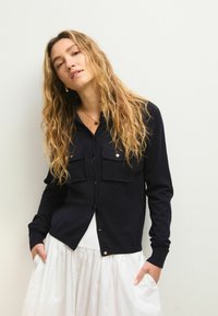 Вязаная кофта Вязаная кофта