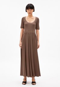 Летнее платье Летнее платье