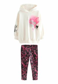 Леггинсы Леггинсы