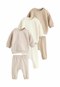 Набор одежды Набор одежды