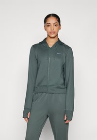 Спортивная толстовка Спортивная толстовка