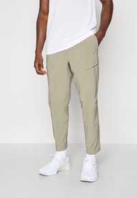 Спортивные штаны Спортивные штаны