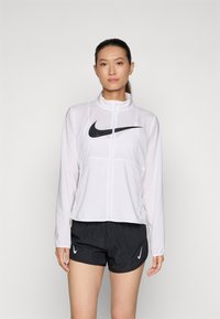 Спортивная куртка Спортивная куртка