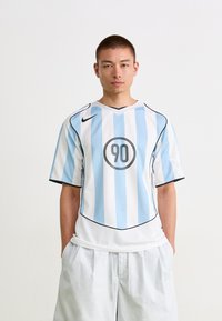 Футболка Футболка