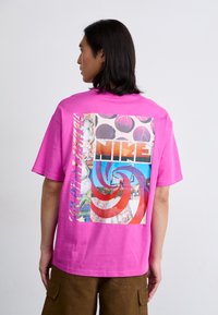 Футболка Футболка