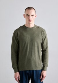 Пуловер Пуловер