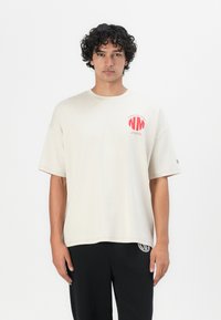 Футболка Футболка