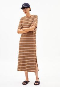 Летнее платье Летнее платье