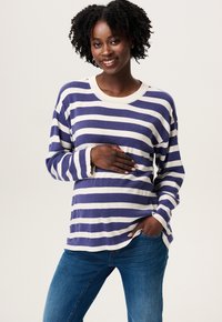 Пуловер в полоску Пуловер в полоску