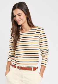 Лонгслив Лонгслив