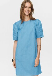 Платье Платье