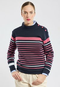 Пуловер Пуловер