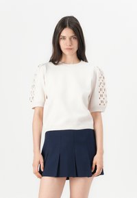 Футболка Футболка