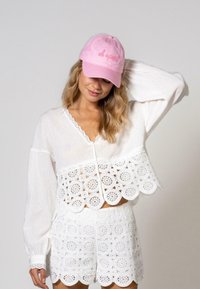 Блузка Блузка