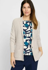 Блейзер Блейзер