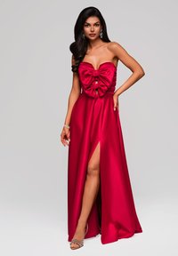 Платье Платье