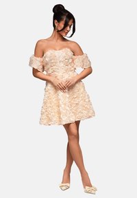 Коктейльное платье Коктейльное платье