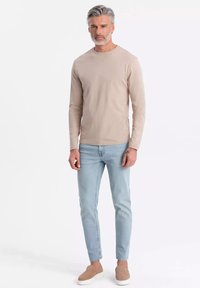 Лонгслив Лонгслив