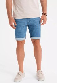 Шорты Шорты