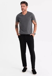 Футболка Футболка