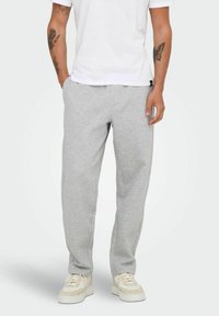 Спортивные штаны Спортивные штаны