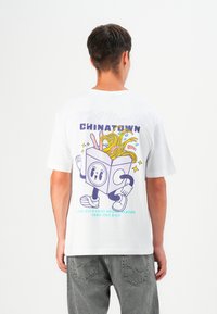 Футболка Футболка