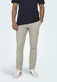 Чиносы Чиносы