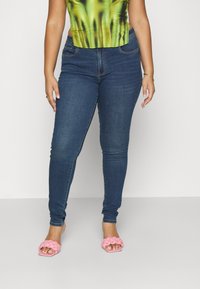 Узкие джинсы Узкие джинсы