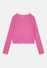 Пуловер Пуловер