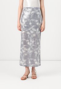 Длинная юбка Длинная юбка