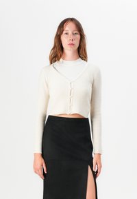 Твинсет Твинсет