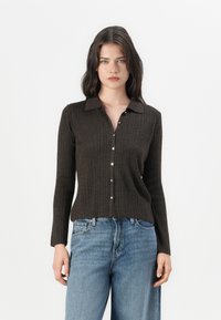 Жилет Жилет