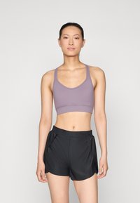 Спортивный бюстгальтер Спортивный бюстгальтер