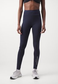 Спортивные штаны Спортивные штаны