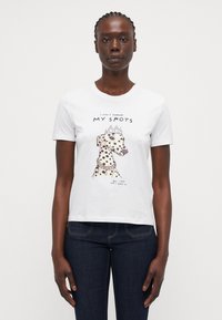 Футболка Футболка