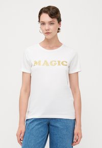 Футболка Футболка