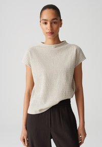 Футболка Футболка