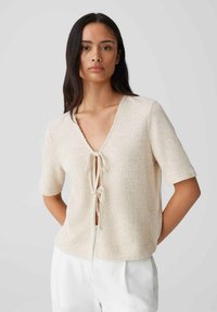 Вязаная кофта Вязаная кофта