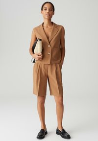 Шорты Шорты