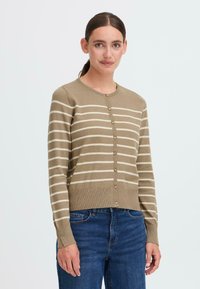 Жилет Жилет