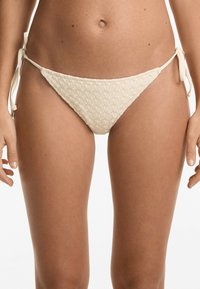 Низ от бикини Низ от бикини