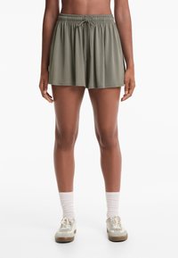 Шорты Шорты