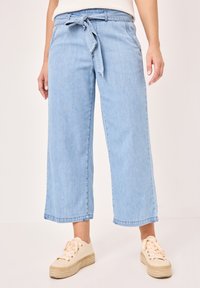 Широкие брюки Широкие брюки