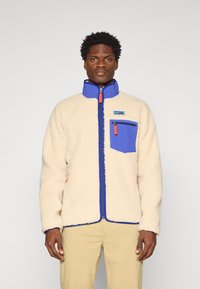 Флисовая куртка Флисовая куртка