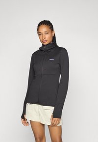 Спортивная толстовка Спортивная толстовка