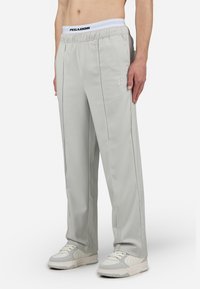 Брюки Брюки